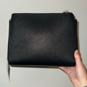 Lo & Sons Pearl Crossbody Bag